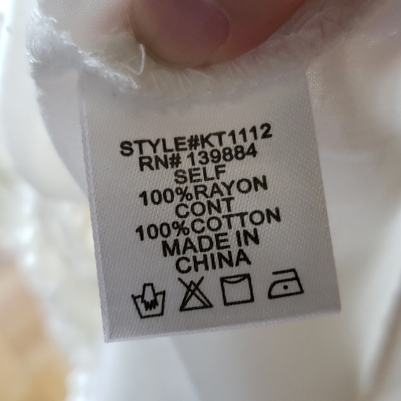 Last chance!Beautiful Forever 21 Crochet Back Tank - Picture 5 of 5